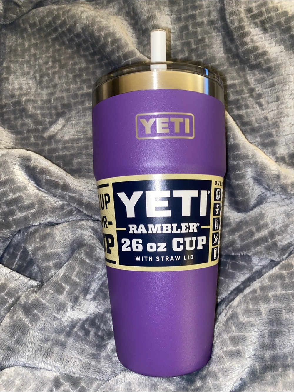 Yeti Rambler 26oz Cup w/ Straw Lid - Retired and HTF “Peak Purple” 🦄